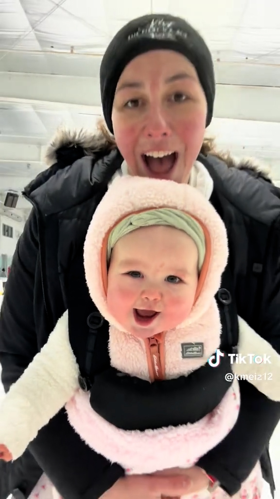 Kimmie Meissner and daughter Skylar enjoy ice time together