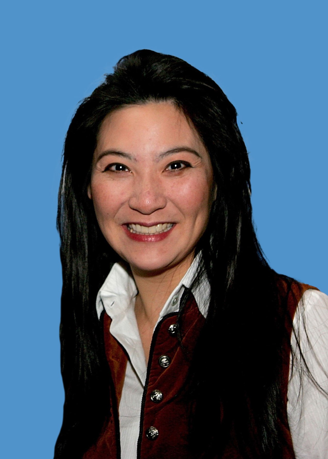 Tiffany Chin headshot