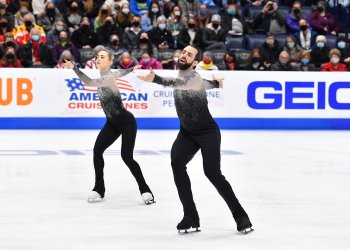 Ashley Cain-Gribble and Timothy LeDuc skate their free skate at 2022 U.S. Championships