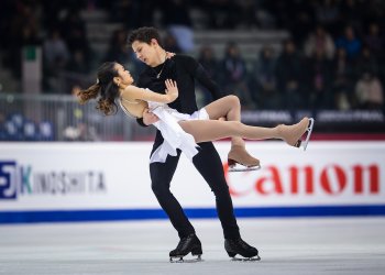 Avonley Nguyen and Vadym Kolesnik perform their free dance at the 2019 Junior Grand Prix Final