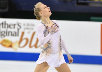 Bradie Tennell performs her short program for the crowd at the U.S. Championships