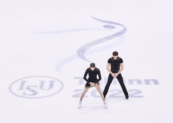 Caroline Green and Michael Parsons about to start their routine with Tallinn 2022 on the ice.