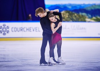 Oona Brown and Gage Brown strike the starting pose of their free dance at Junior Grand Prix France 2
