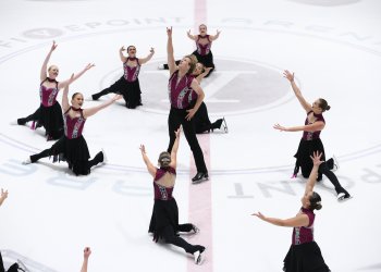 Skyliners final pose at the California Cup