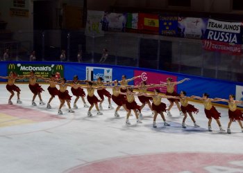 Skyliners Jr. compete in Rouen, France at 2020 French Cup